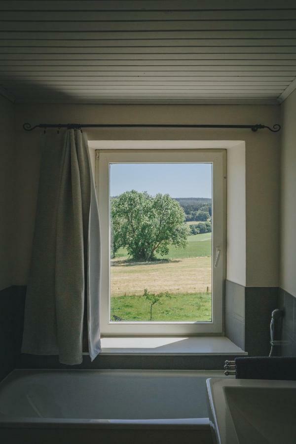 La croisée des champs, gîte entre Durbuy et La Roche en Ardenne Érezée Esterno foto